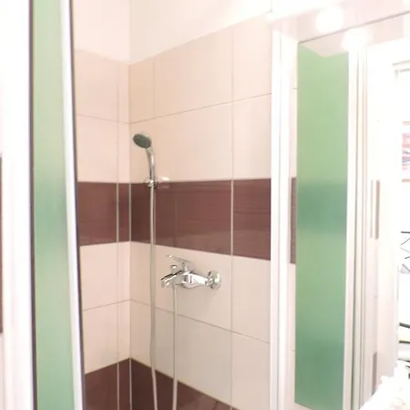 Josip Apartment *