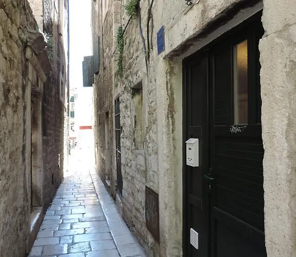 Josip Apartment Split